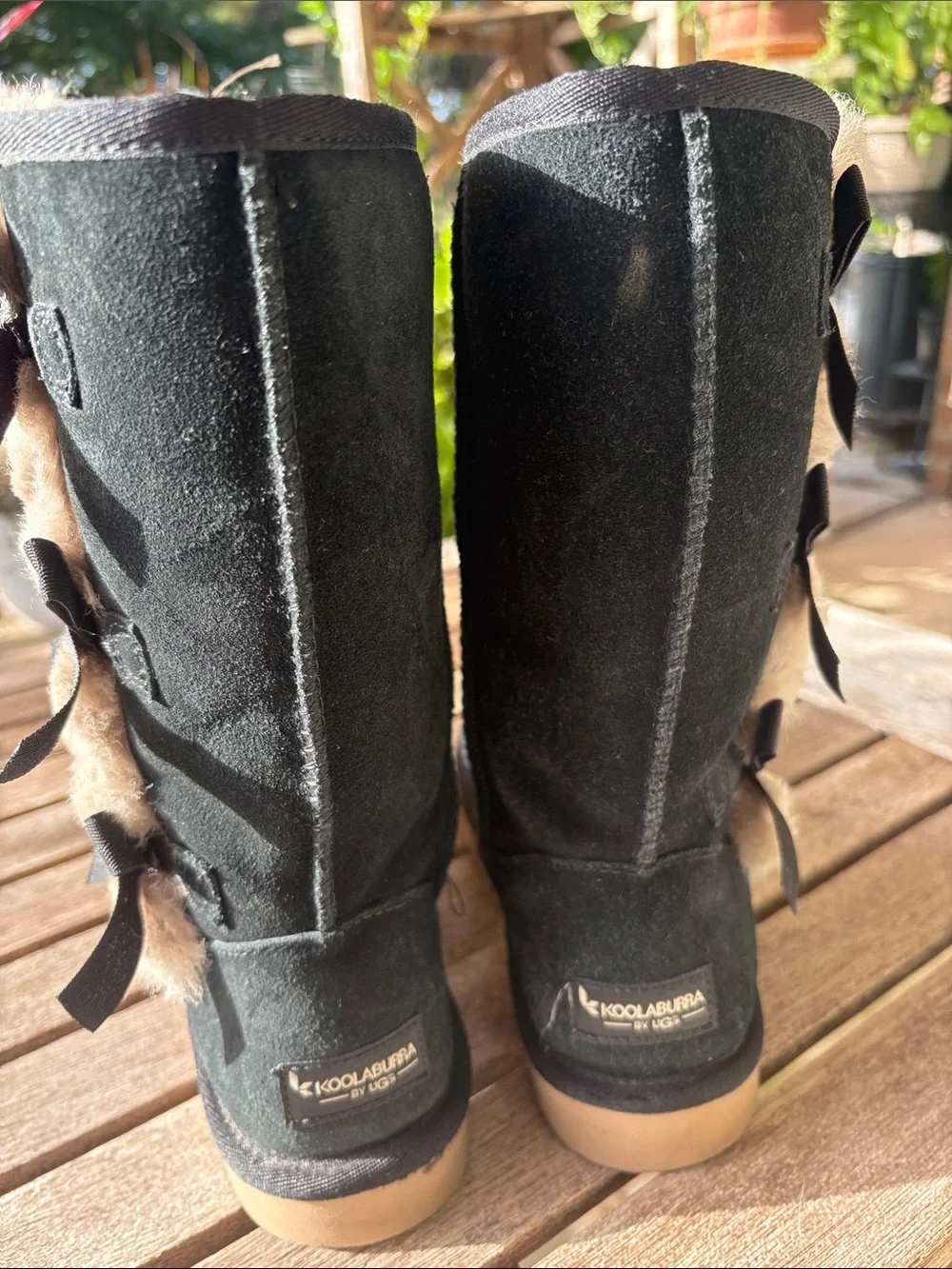 Kookaburra by UGG Black Mid-Calf Boots with Fur Trim and Bows size 6